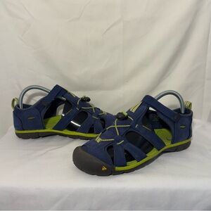 Keen Sandals Big Kids 6 Seacamp Blue Lime Green Shoes Hook‎ & Loop Covered Toe